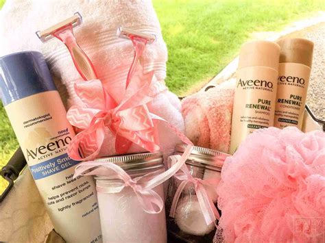 spoil   mom   spa day gift basket  easy home diy gift