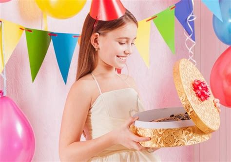 Подарок на 11 лет девочке на день рождения: варианты и идеи, недорогие ...