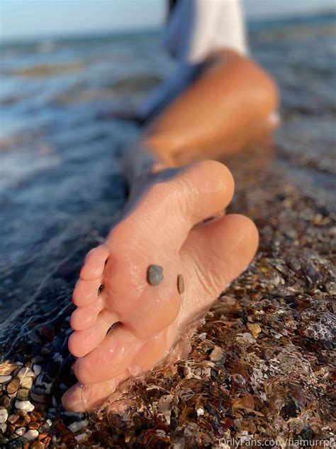 Fia Murr (@fiamurrph) | Scrolller