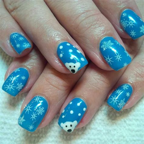 Polar Bears | Bears nails, Cute christmas nails, Winter nail designs