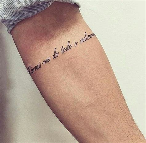 Frase Tattoo Masculina - Pin de mermaid.jl em TATUAGEM | Tattoo frases masculina, Tatuagem ...