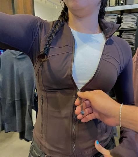 brown lulu define jacket | Womens casual outfits, Workout clothes, Cute ...