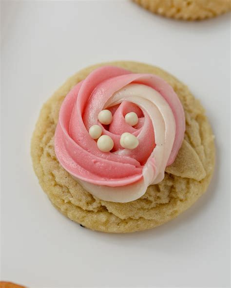 crumbl cookies birthday 9