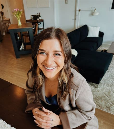 Meet Mia Pinkstaff of The Pink Brow - SDVoyager - San Diego