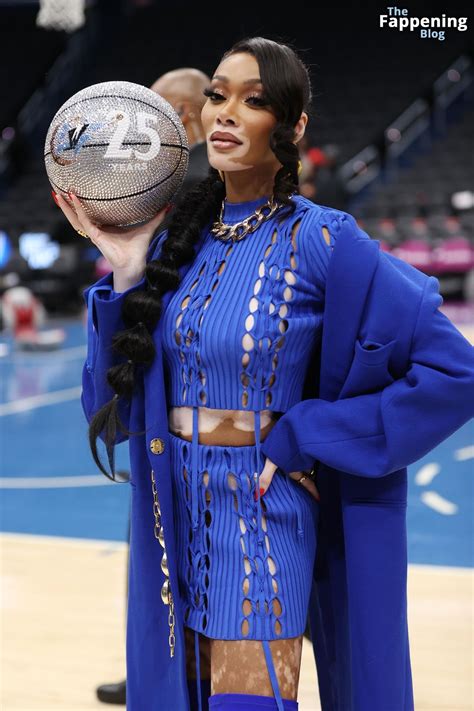 Winnie Harlow Displays Her Sexy Figure At The Washington Wizards Game