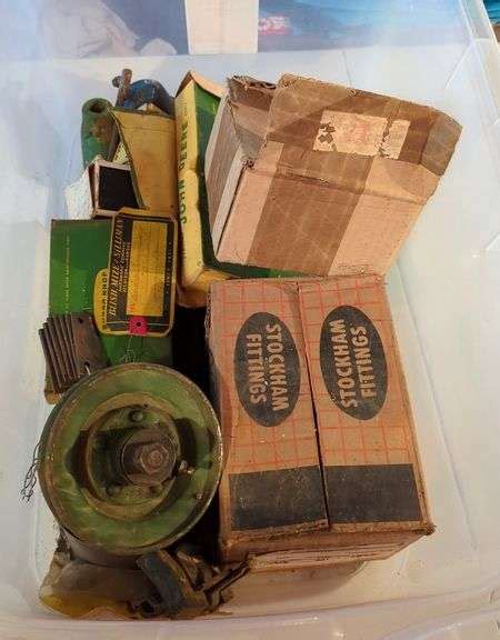 Parts For John Deere 55 Combine, Contents Of Tote - Mayo Auction & Realty