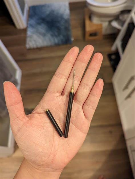 hidden handheld metal spike in container : r/whatisthisthing