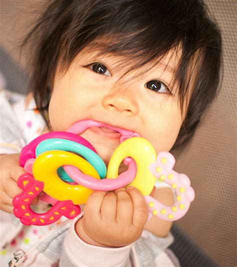 Can Teething Cause Fever? How To Tell If Baby Is Teething Or Sick
