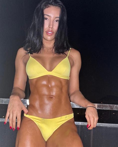 Jo | Who doesn’t love glistening abs on a trans girl🏳️‍⚧️ • • • • #