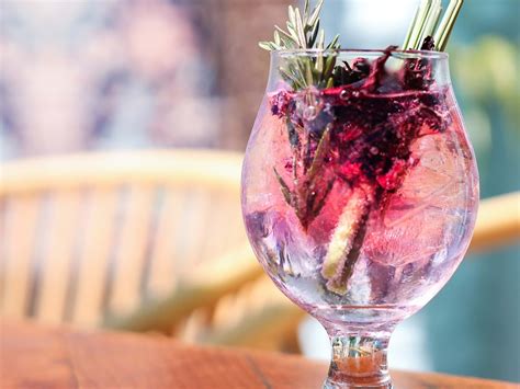 The 17 Best Happy Hour Deals In LA - Los Angeles - The Infatuation