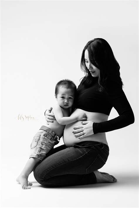 Atlanta Maternity Photographer | Rebecca, Bo & Sonic - a Modern