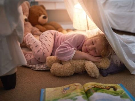 calming bedtime activities  kids   smooth peaceful