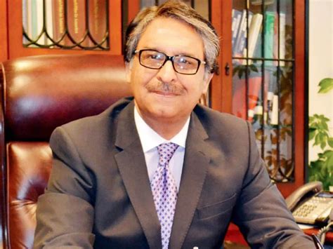 fm jilani embarks  week long visit  uganda
