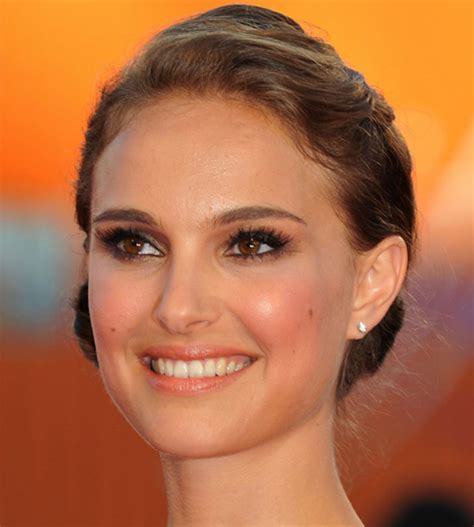 Natalie Portman Smokey Eye Makeup