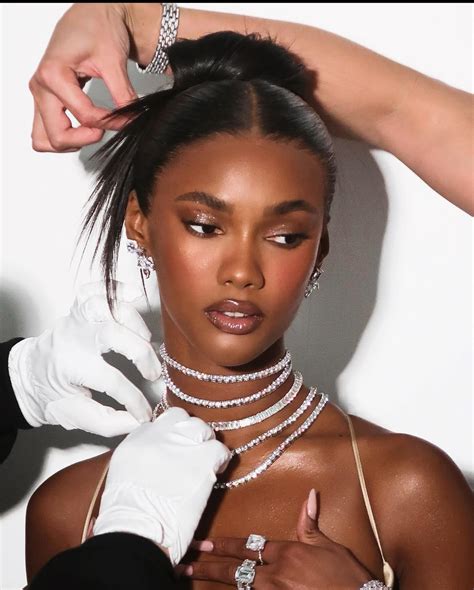 Mariama Diallo | Life Lately : Just trying to stay focused & aligned 🤍
