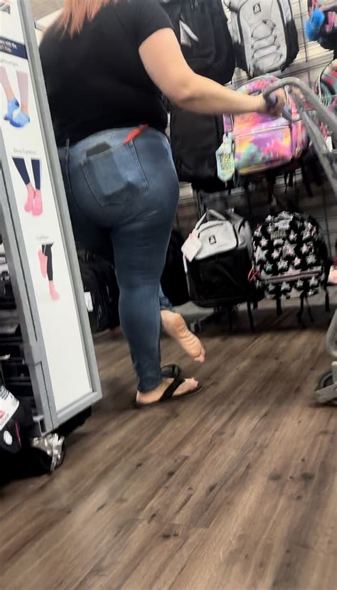 Thick Redhead BBW in jeans w/ sexy feet and face shot (video) - Tight