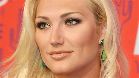 Brooke Hogan Alleges Manipulation & Abuse from Both Parents