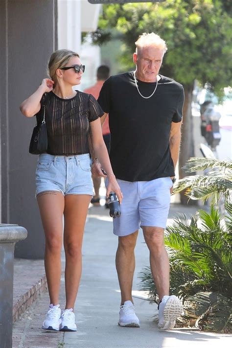 Emma Krokdal - Ivette Landro