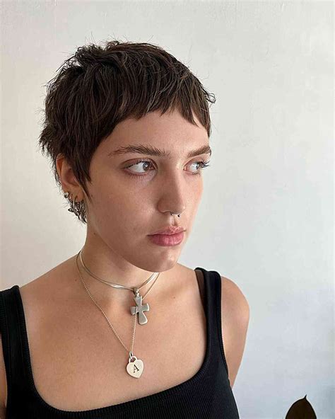 Razor cut hair techniques are creating the edgy look of the summer 30