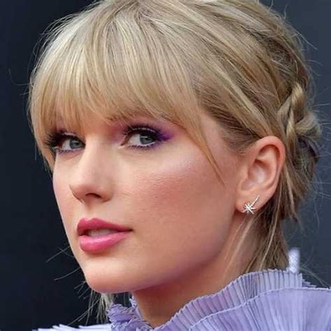 taylor swift age    taylor swift