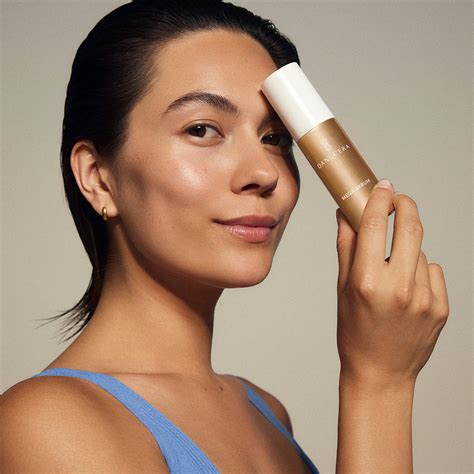 mega serum glow getter face serum  vitamin  danucera