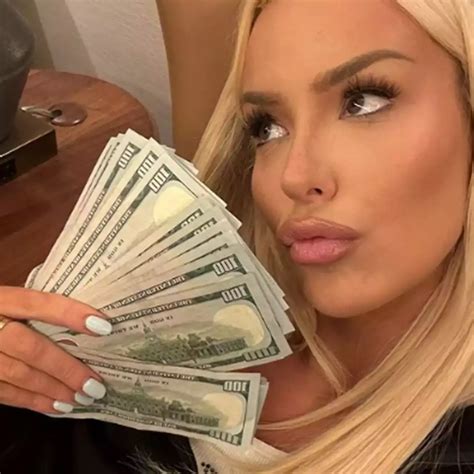 10 Critical Steps to Take After the Ree Marie OnlyFans Leak - 5me2t4j