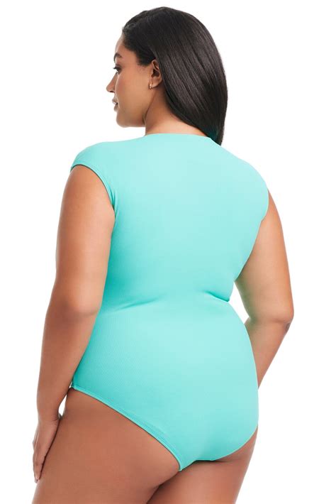Plus Size Pique Ole Cap Sleeve One Piece Swimsuit
