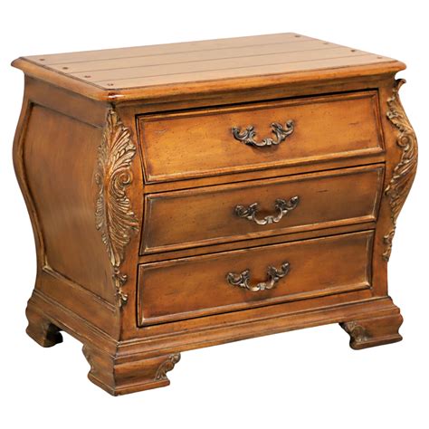 THOMASVILLE Chateau Provence French Country Nightstand Bedside Chest