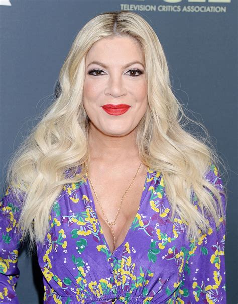 Tori Spelling - HawtCelebs