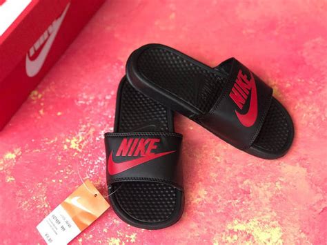 Сланцы/шлепки Nike женские(черно-красные)/ шлепки/ тапки найк/шлепанцы ...