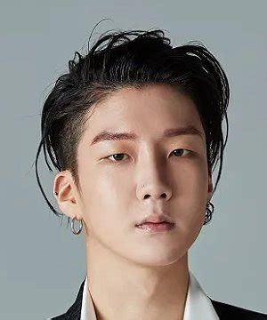 Lee Seung Hoon (이승훈) - MyDramaList