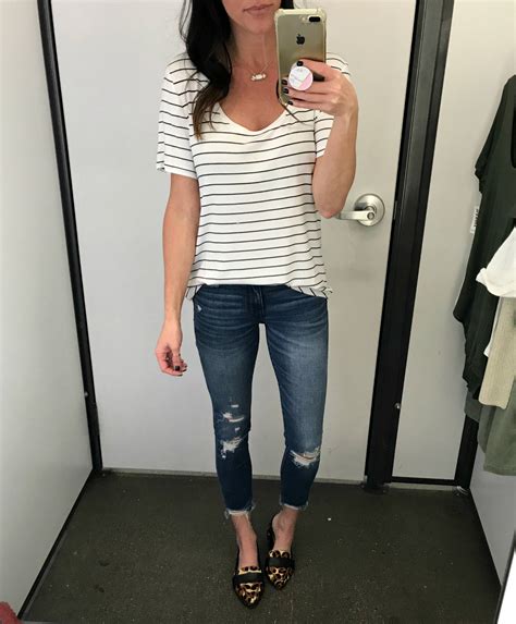 Old Navy Try-On - The Sister Studio