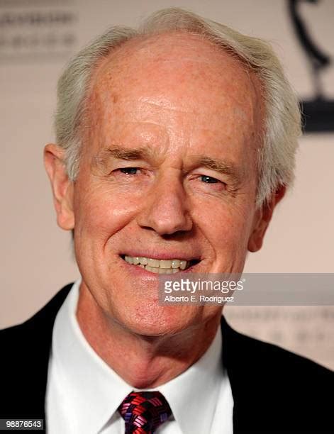 mike farrell   premium high res pictures getty images