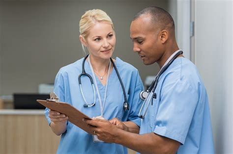 5 Best Nursing Forums Where You Can Nurture Your Career