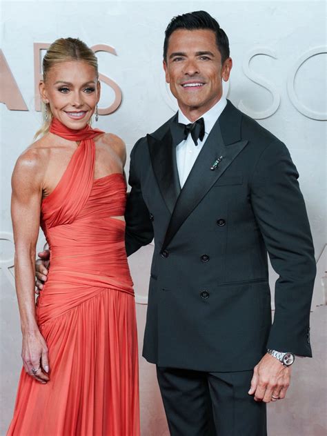 KELLY RIPA at 97th Annual Academy Awards in Hollywood 03/02/2025