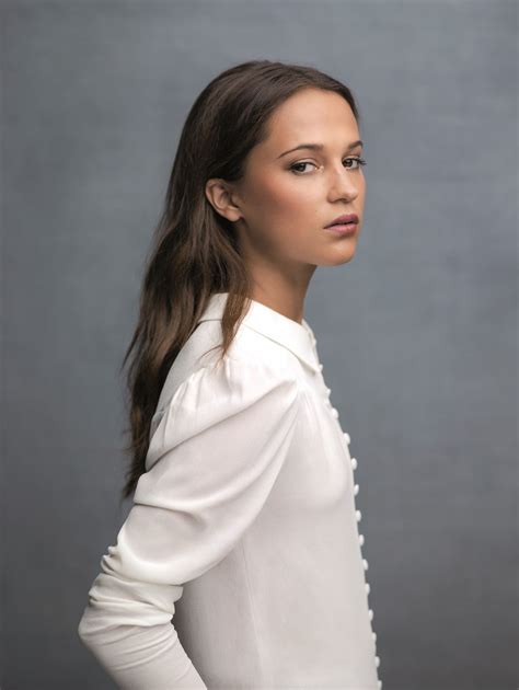 sexy beautiful babes alicia vikander portraits  jason bourne