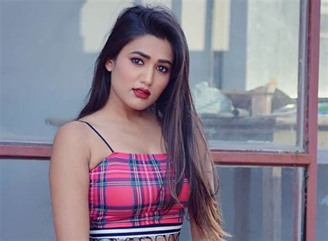 garima chaurasia wiki age boyfriend husband family biography