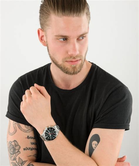 9 Pulsar Watches • Official Retailer • Watchard.com