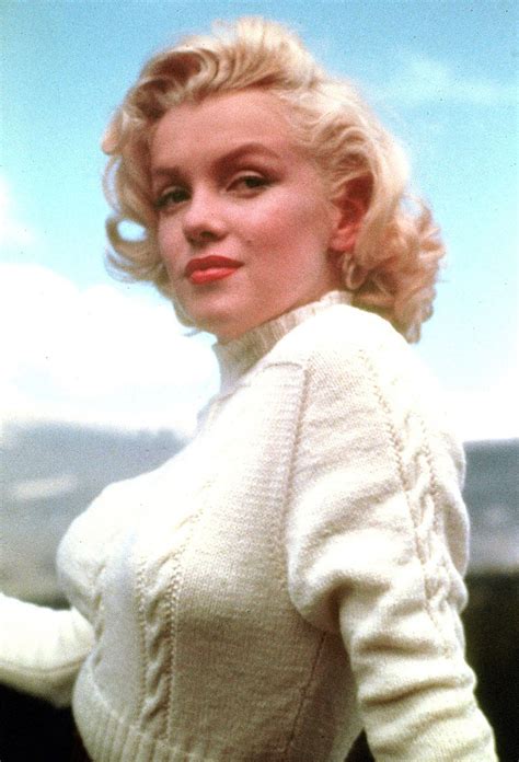 ultimate guide  marilyn monroes style life  fashion inspired