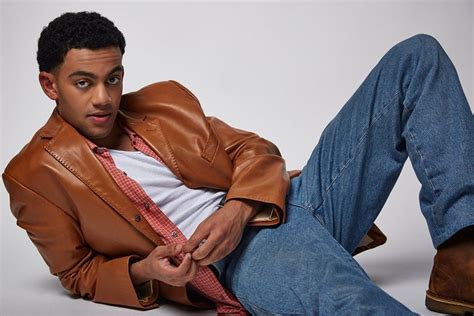 Miles Fowler: What Happened To His Eye? His Hair, Parents And Siblings