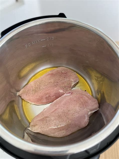 Instant Pot Tuscan Chicken - That Instapot Paige
