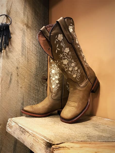 Womens Cowboy Boots Square Toe