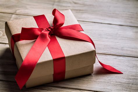 Reasons to Make Gifts During Your Lifetime - Tucson Elder Law Attorney