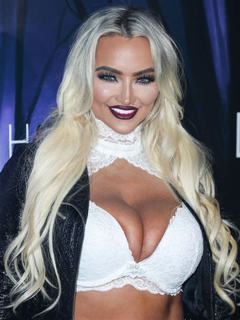 Lindsey Pelas Big Boobs In Lingerie - Hot Celebs Home