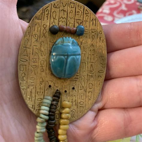 EGYPTIAN REVIVAL HIEROGLYPHIC SCARAB BEETLE TURQUOISE… - Gem