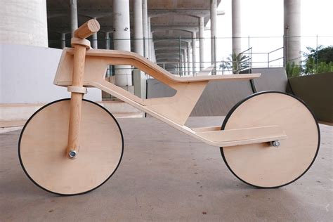 Wheely on Behance