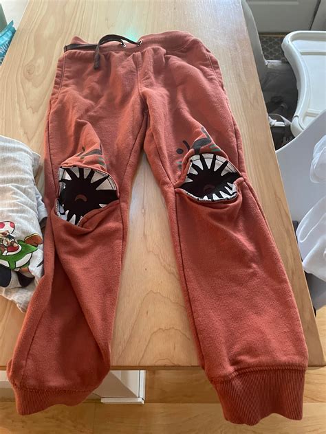 My kids kneecaps bite off other kids kneecaps (shitpost) : r/detroitlions