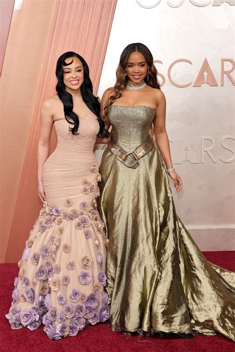 Premios Óscar 2025: Los vestuarios de los famosos en la gala | La Nación