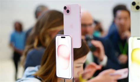 iphone   iphone  akhirnya dirilis dibanderol mulai rp