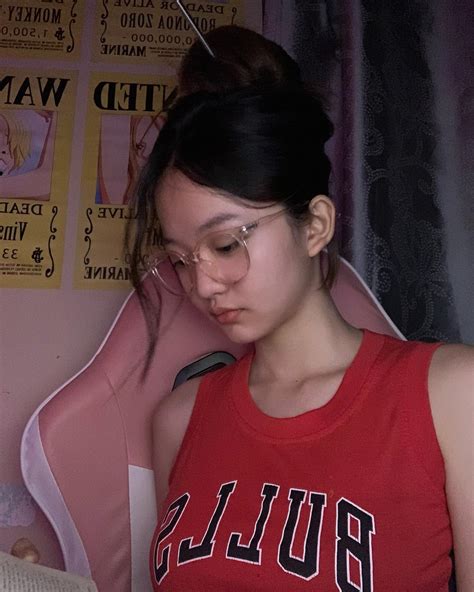 Fiona Sze (@fiona.szee) • Instagram photos and videos